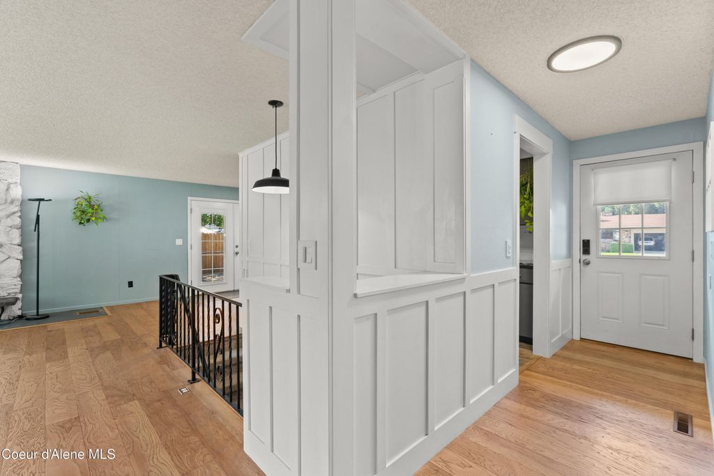 1909 E Pine Hill CT, Coeur d'Alene, ID 83815 photo 4