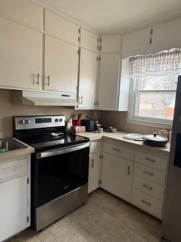 3312 AVENUE C, Council Bluffs, IA 51501