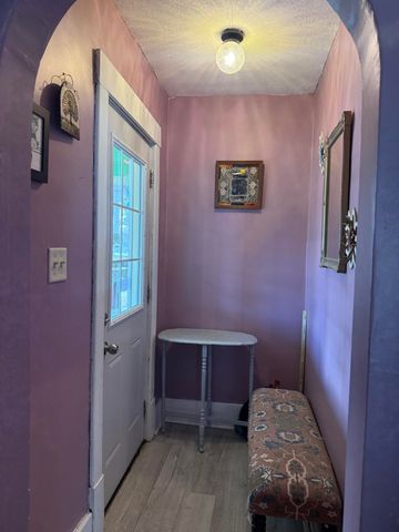 3312 AVENUE C, Council Bluffs, IA 51501