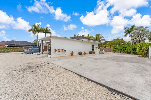 32106 SW 206th Ave, Homestead, FL 33030