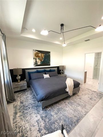 9041 LAMKIN CIR, Labelle, FL 33935