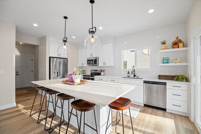 570 NW Georgetown Drive, Waukee, IA 50263