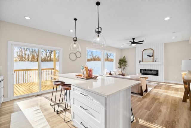 570 NW Georgetown Drive, Waukee, IA 50263