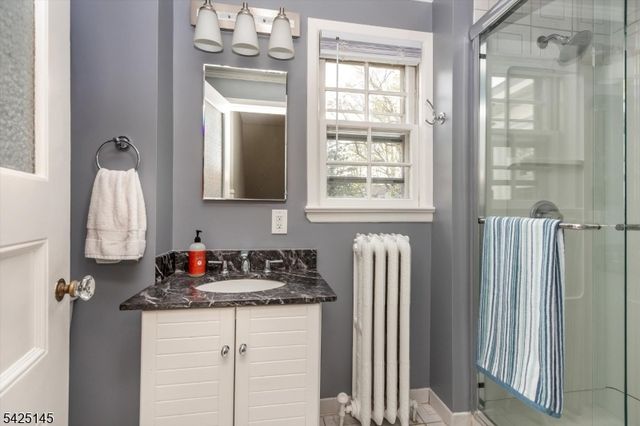 190 Ridgewood Ave, Glen Ridge Boro Twp., NJ 07028