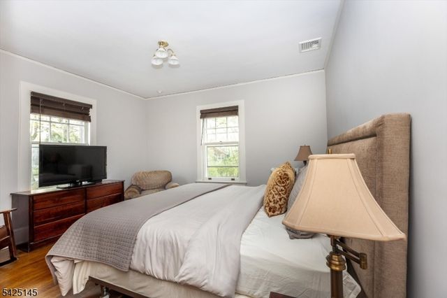 190 Ridgewood Ave, Glen Ridge Boro Twp., NJ 07028