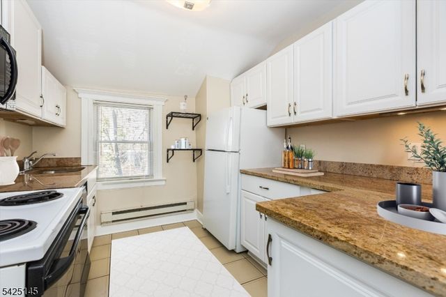 190 Ridgewood Ave, Glen Ridge Boro Twp., NJ 07028