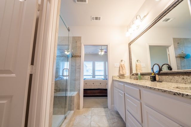 408 Highwood Trail, Lewisville, TX 75056