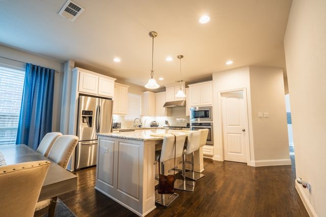 408 Highwood Trail, Lewisville, TX 75056