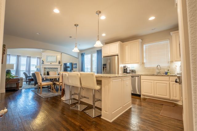 408 Highwood Trail, Lewisville, TX 75056