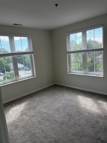 625 Deerfield Road 309, Deerfield, IL 60015