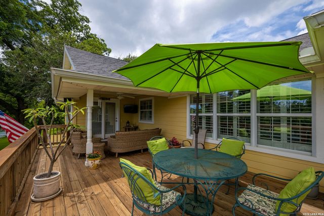 456 RIO DR, New Braunfels, TX 78130