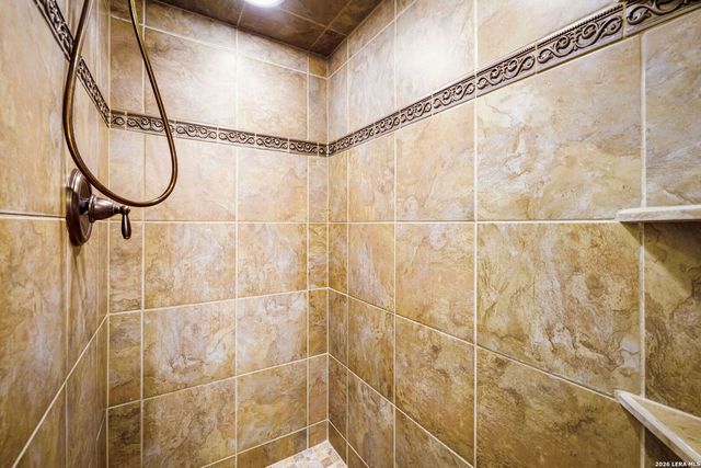 456 RIO DR, New Braunfels, TX 78130
