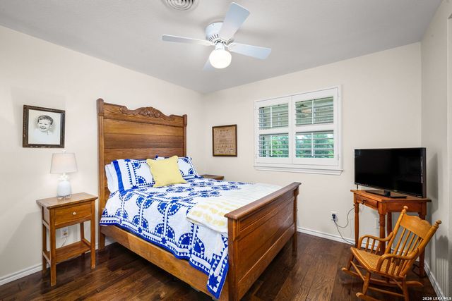 456 RIO DR, New Braunfels, TX 78130