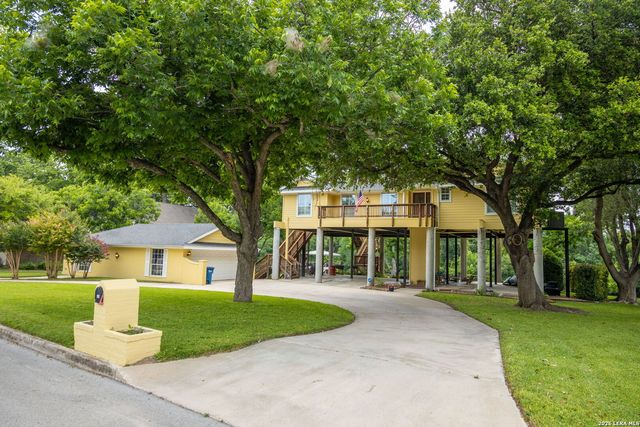 456 RIO DR, New Braunfels, TX 78130