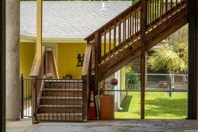 456 RIO DR, New Braunfels, TX 78130