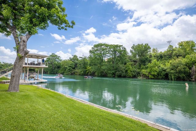 456 RIO DR, New Braunfels, TX 78130