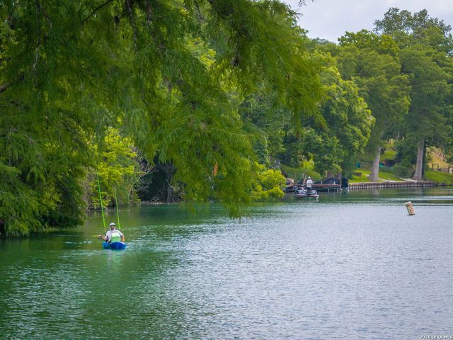 456 RIO DR, New Braunfels, TX 78130