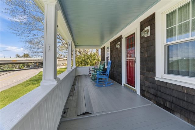 60 Riverview Avenue, Tiverton, RI 02878