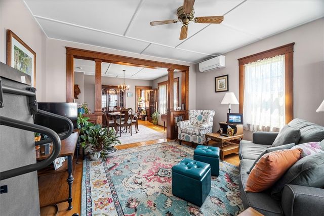 60 Riverview Avenue, Tiverton, RI 02878