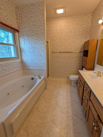 6 Fairway Drive, Mount Vernon, OH 43050