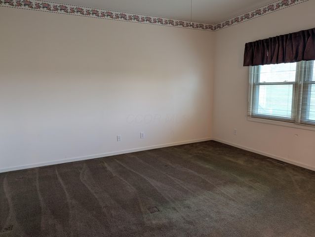 6 Fairway Drive, Mount Vernon, OH 43050
