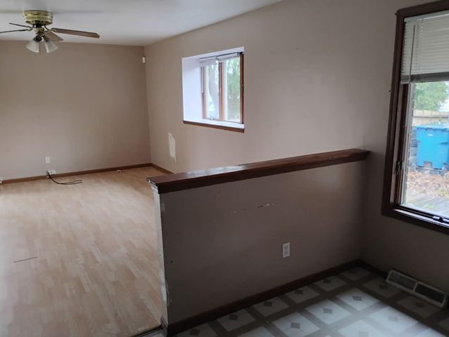 144 Meadows Road, Crown Point, IN 46307