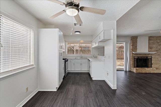 12306 HICKORYSTICK CV, Austin, TX 78750