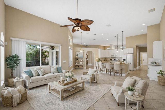 5040 NW 57th Terrace, Coral Springs, FL 33067