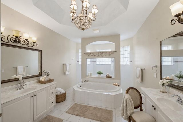 5040 NW 57th Terrace, Coral Springs, FL 33067