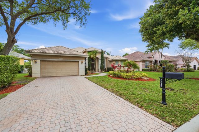 5040 NW 57th Terrace, Coral Springs, FL 33067