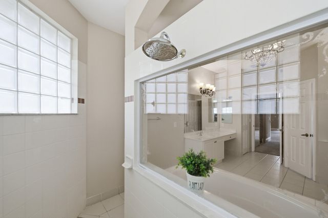 5040 NW 57th Terrace, Coral Springs, FL 33067