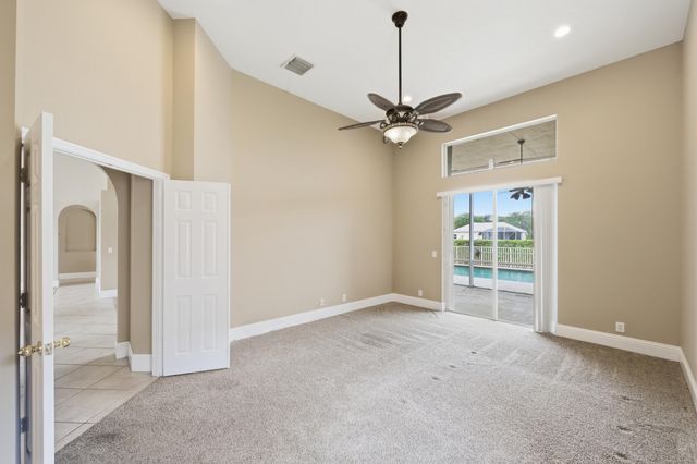 5040 NW 57th Terrace, Coral Springs, FL 33067