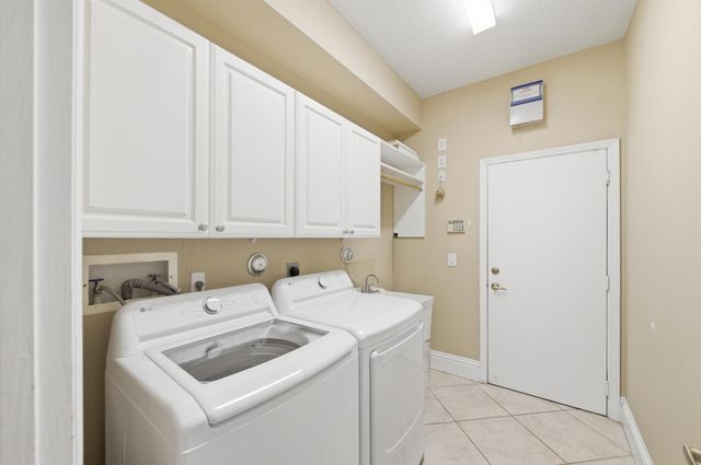 5040 NW 57th Terrace, Coral Springs, FL 33067