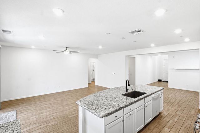 3723 Edington Dr, Rancho Cordova, CA 95742