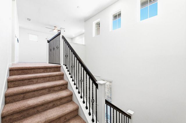 3723 Edington Dr, Rancho Cordova, CA 95742