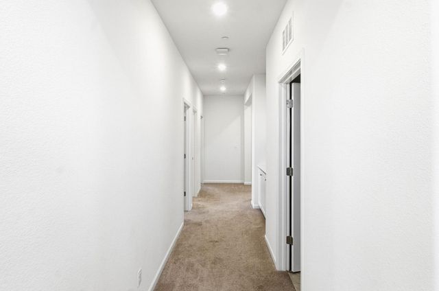 3723 Edington Dr, Rancho Cordova, CA 95742