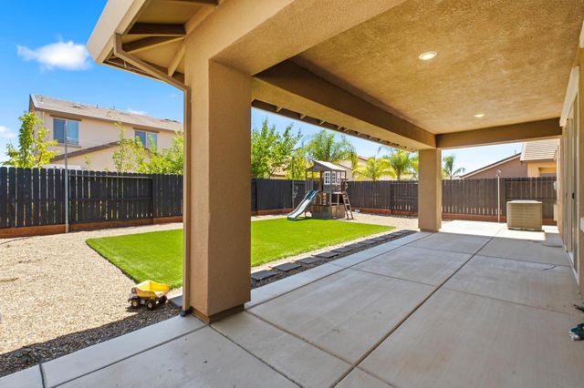 3723 Edington Dr, Rancho Cordova, CA 95742