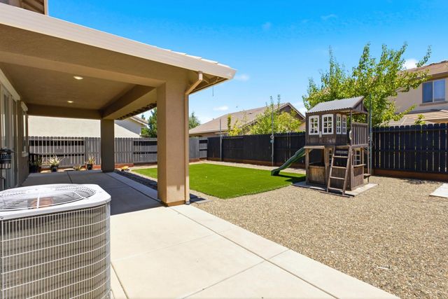 3723 Edington Dr, Rancho Cordova, CA 95742