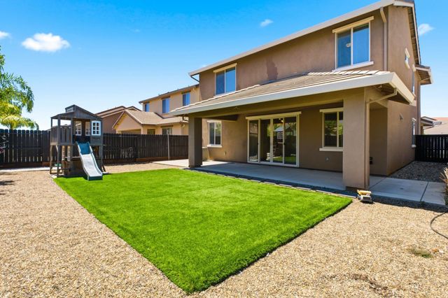 3723 Edington Dr, Rancho Cordova, CA 95742
