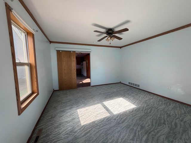 1624 Central Ave W, Minot, ND 58703