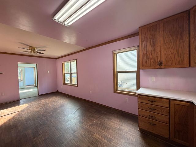 1624 Central Ave W, Minot, ND 58703