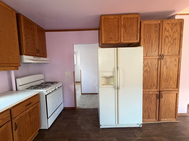 1624 Central Ave W, Minot, ND 58703