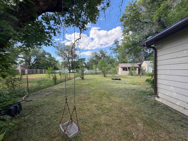 1624 Central Ave W, Minot, ND 58703