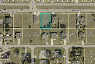 2206 Kismet PKWY E, Cape Coral, FL 33909