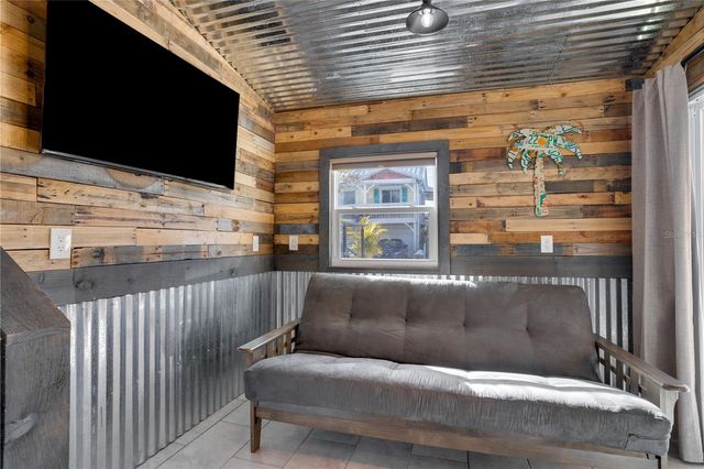 126 90TH AVENUE, Treasure Island, FL 33706