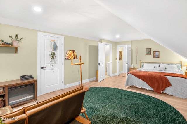 1912 8th Street, Rensselaer, NY 12144