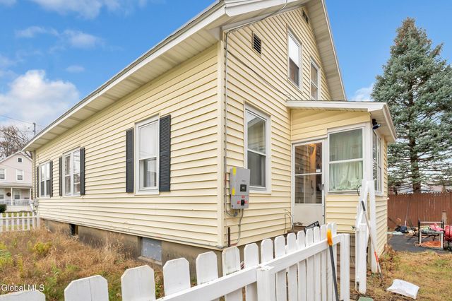 1912 8th Street, Rensselaer, NY 12144