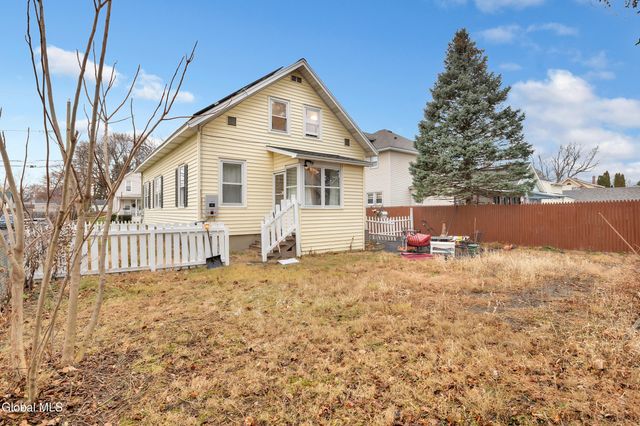 1912 8th Street, Rensselaer, NY 12144