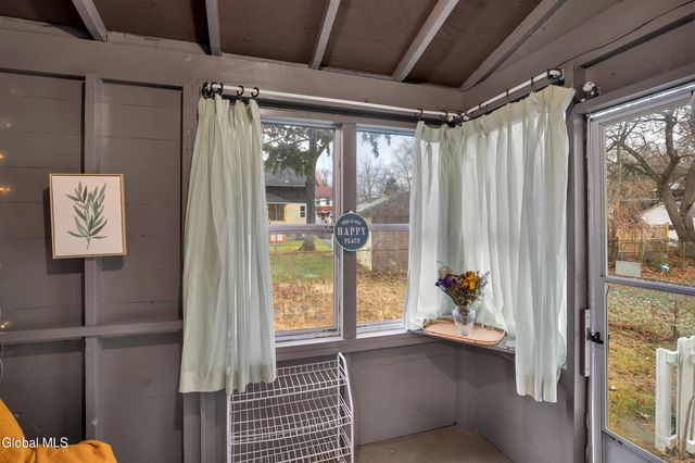 1912 8th Street, Rensselaer, NY 12144