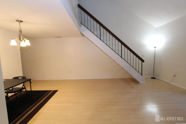 5220 Ravens Crest, Plainsboro, NJ 08536